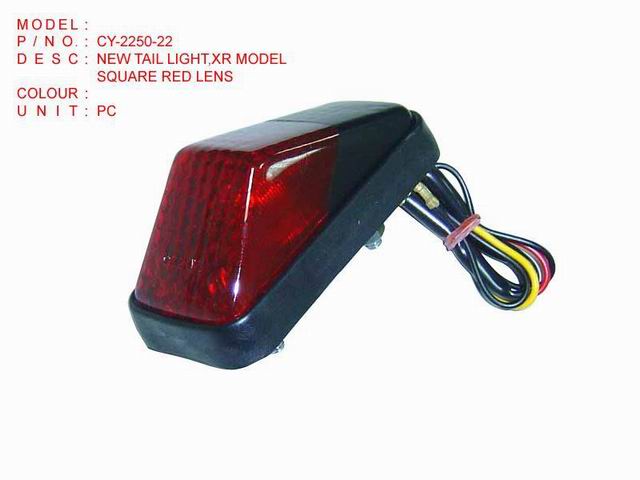 CY-2250-22_NEW TAIL LIGHT XR MODEL SQUARE RED LENS